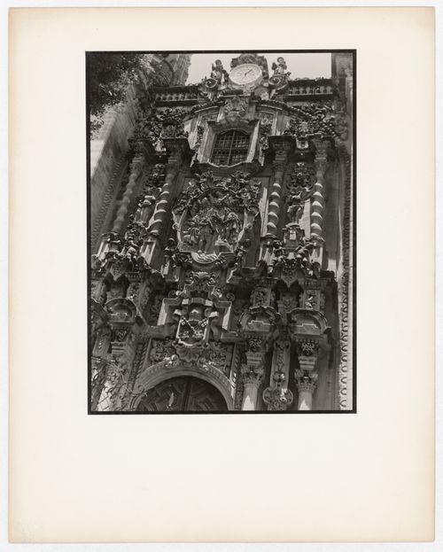 Partial view of the principal façade, Santa Prisca, Taxco de Alarcón, Mexico
