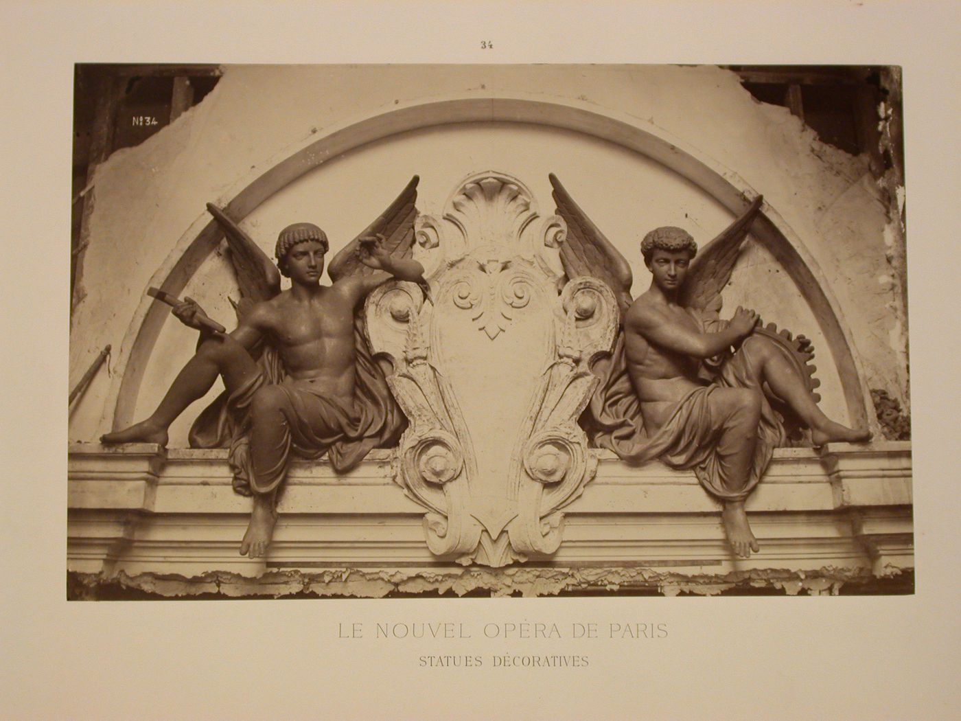 Dessus de portes de l'avant-foyer. Mosaïque et mécanique [de] Mathieu-Meunier