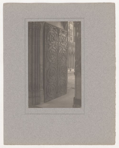 Plate from portfolio ''York Minster Chapter House''
