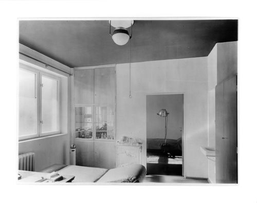Dr Rabe House, Zwenkau -consulting & attending room