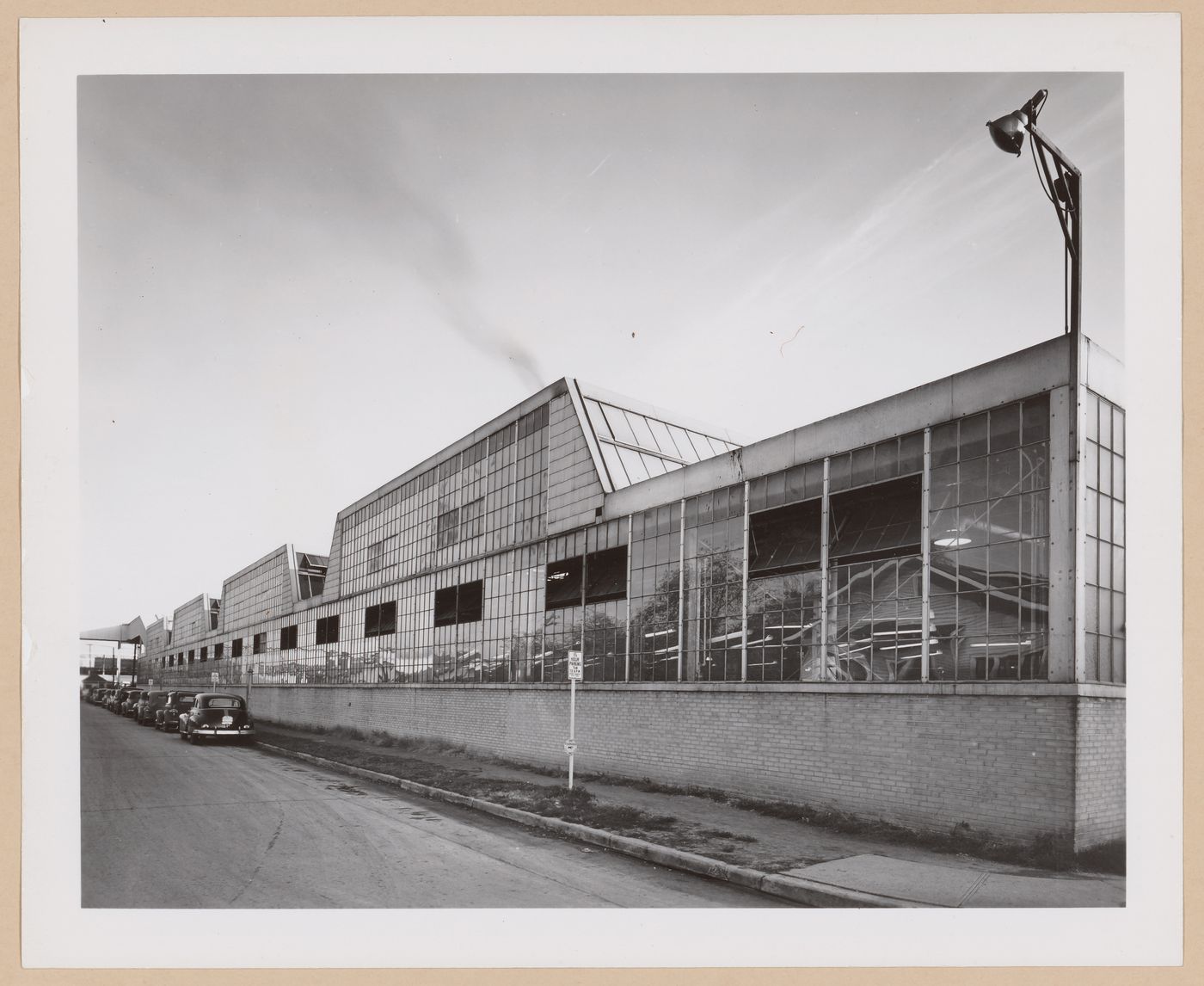 View of the lateral façade of the addition to the Manufacturing Building, Radio Corporation of America Assembly Plant, Indianapolis, Indiana