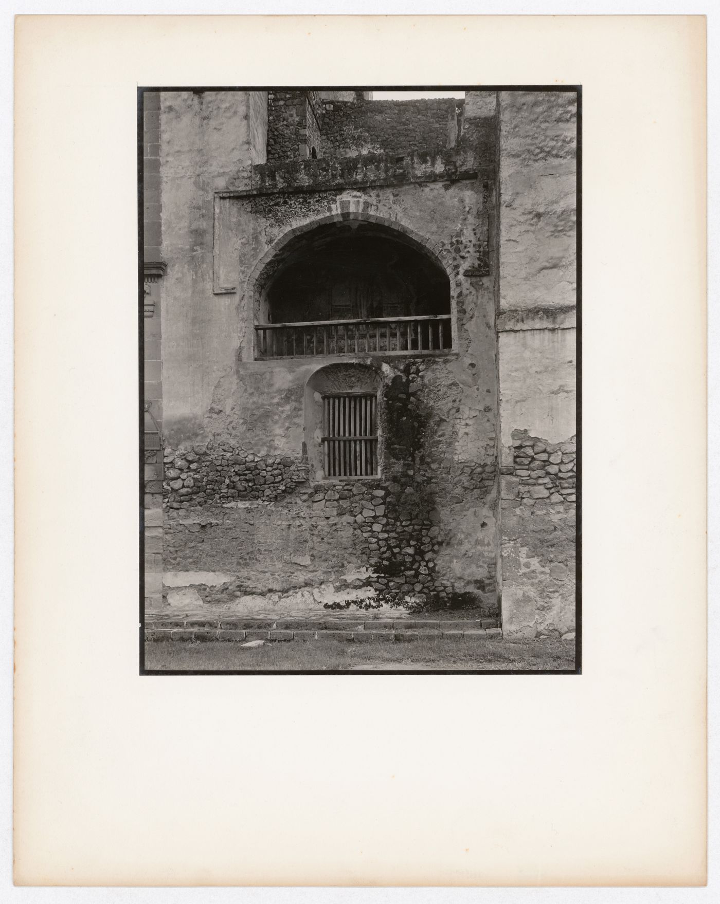 Partial view of the principal façade showing a balcony, Church and Convent of San Augustin de Acolman, Acolman, Mexico