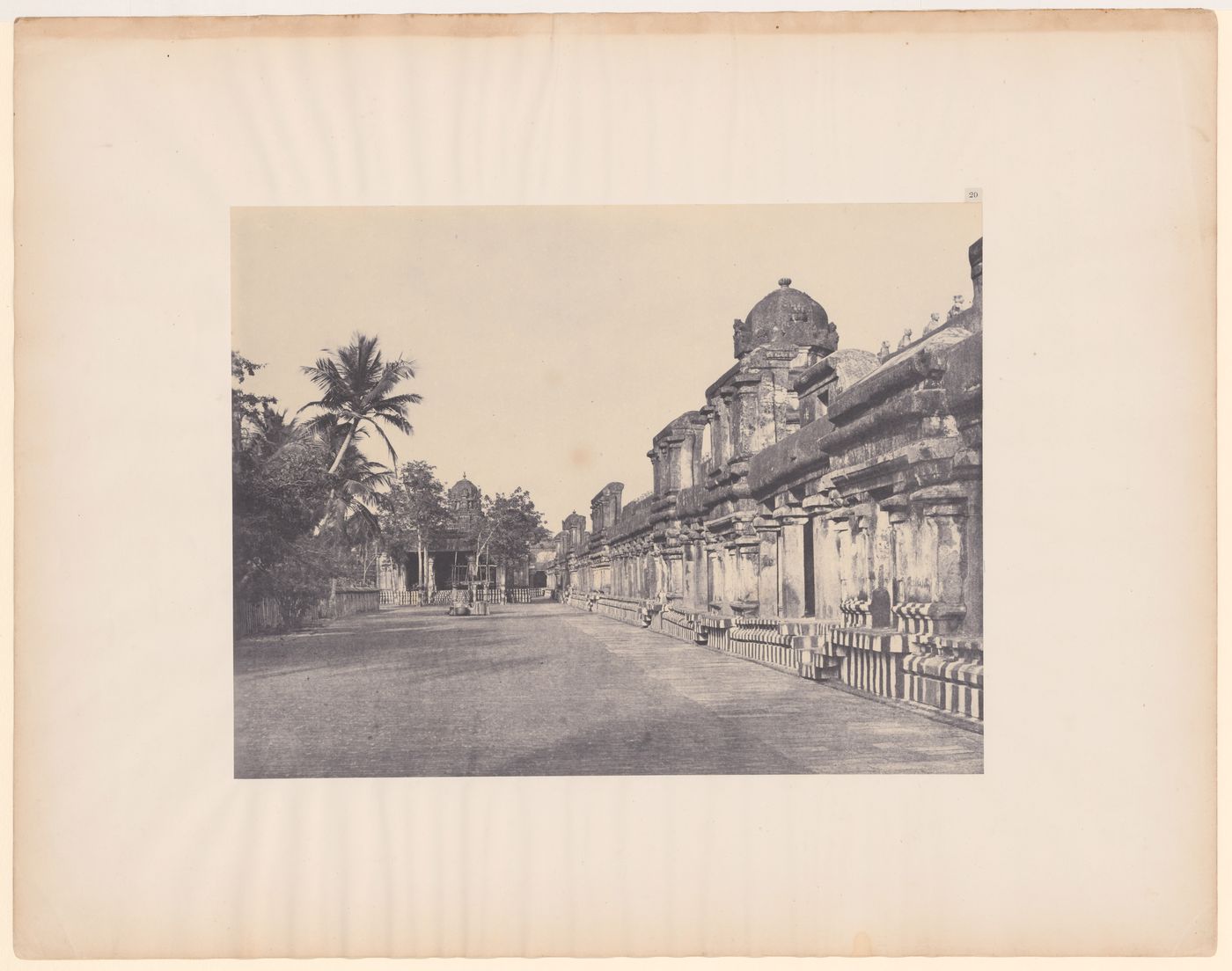 Tanjore.  Great pagoda, arcade on the inside of outer wall with lingums in each space between pillars.