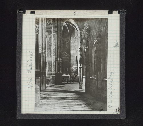 View of south ambulatory of Cathédrale Sainte-Cécile d’Albi, Albi, France