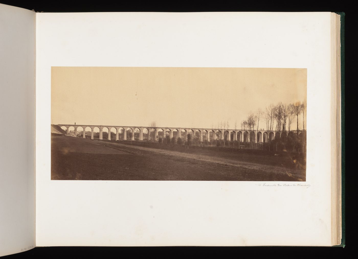 Ensemble du Viaduc de Chantilly