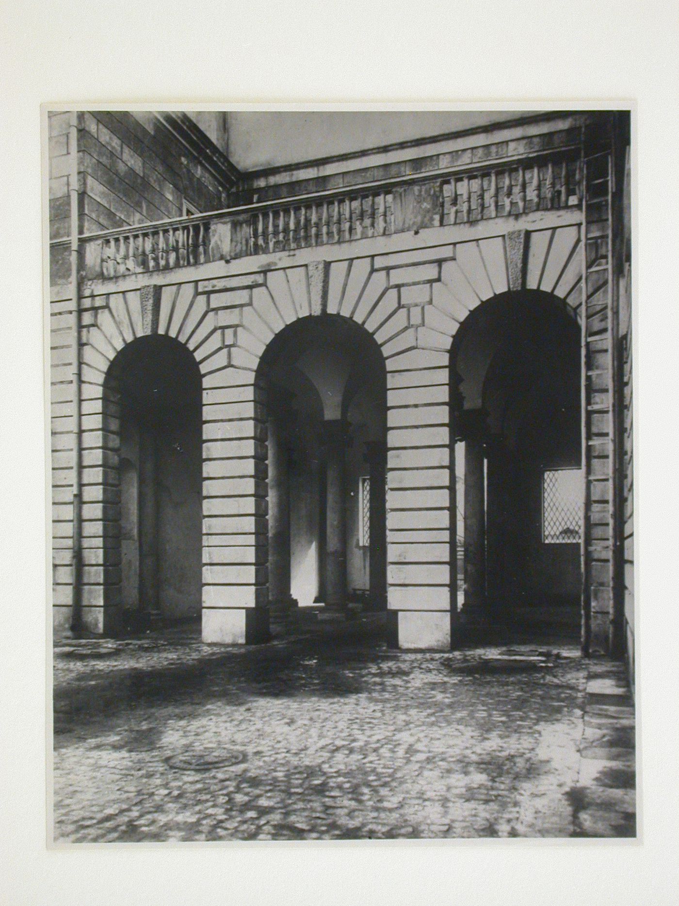 Exterior view of the Tarasov Mansion showing the arched entrances to the courtyard, Moscow
