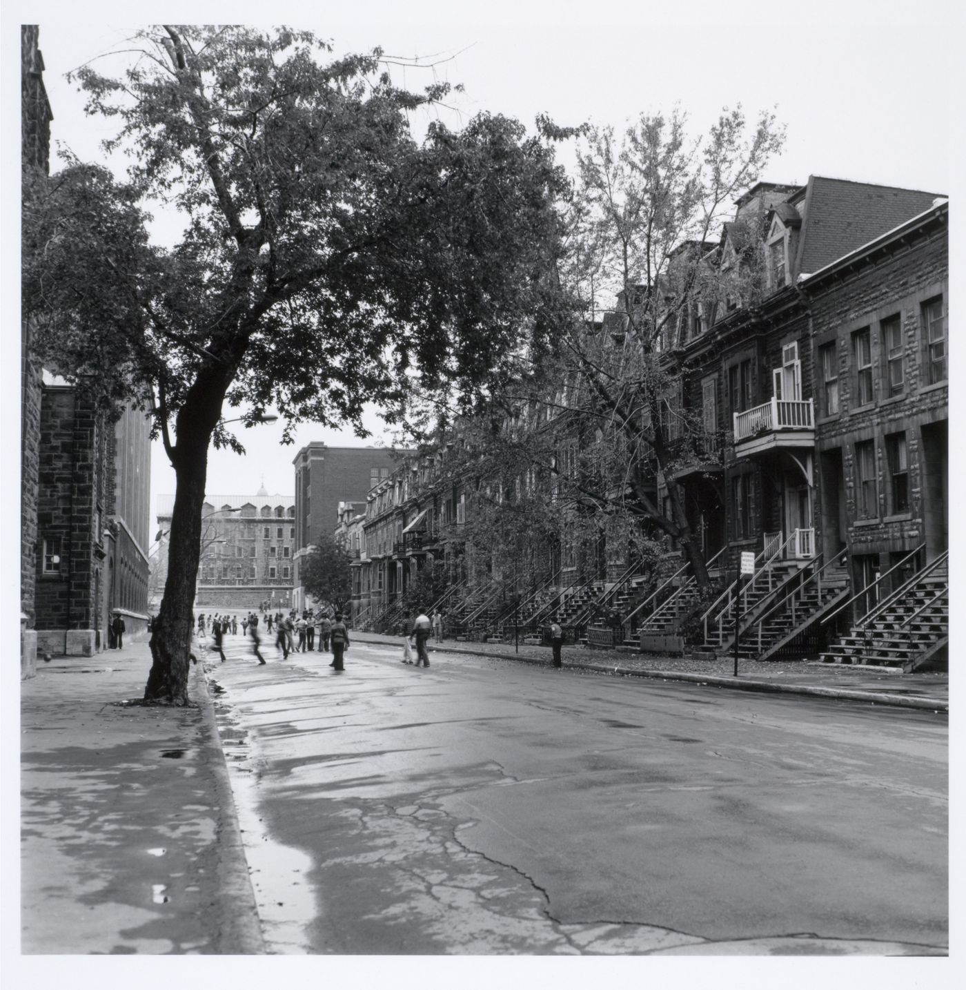 Milton Park Project: Recess at Strathearn School, looking north on Jeanne-Mance from Prince Arthur, Montréal, Québec