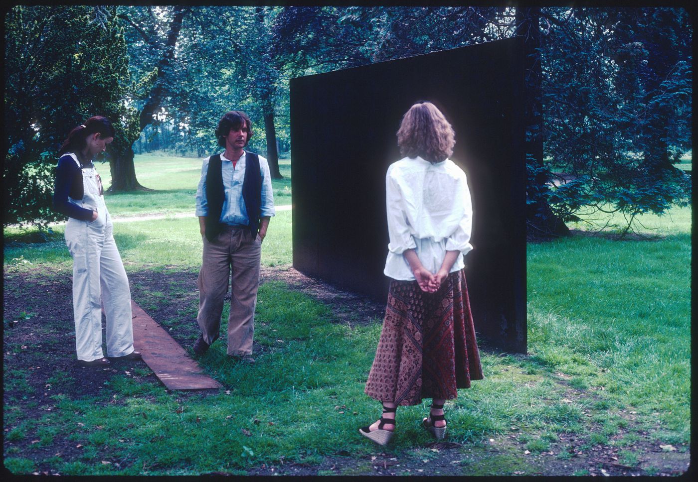 Gordon Matta-Clark and Jane Crawford in Alfred Schemla's park, Dusseldorf, Germany