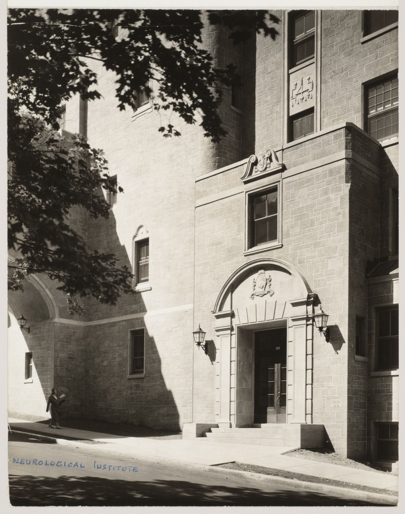 View of Montréal Neurological Institute showing the entrance, Montréal, Québec