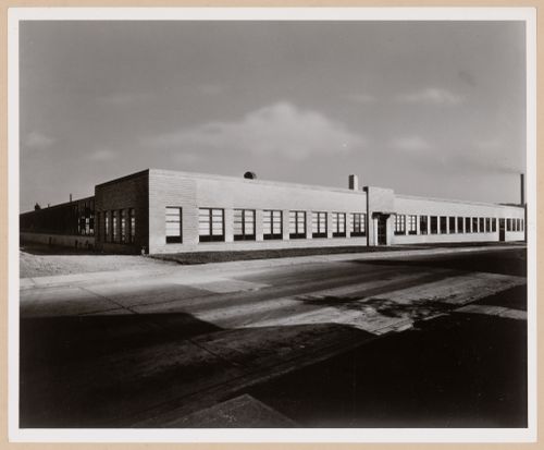 View of the principal façade of the Manufacturing Building, General Motors Corporation Moraine Products Company division Assembly [?] Plant, Dayton, Ohio