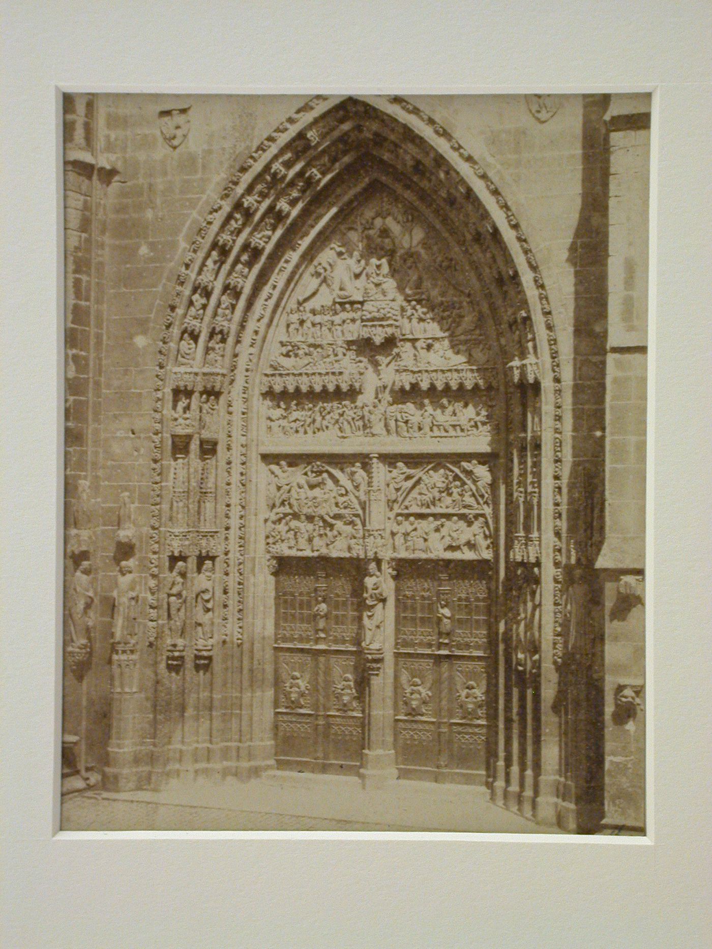 Detail of portal, Saint Lorenz-Kirche, Nuremberg, Germany