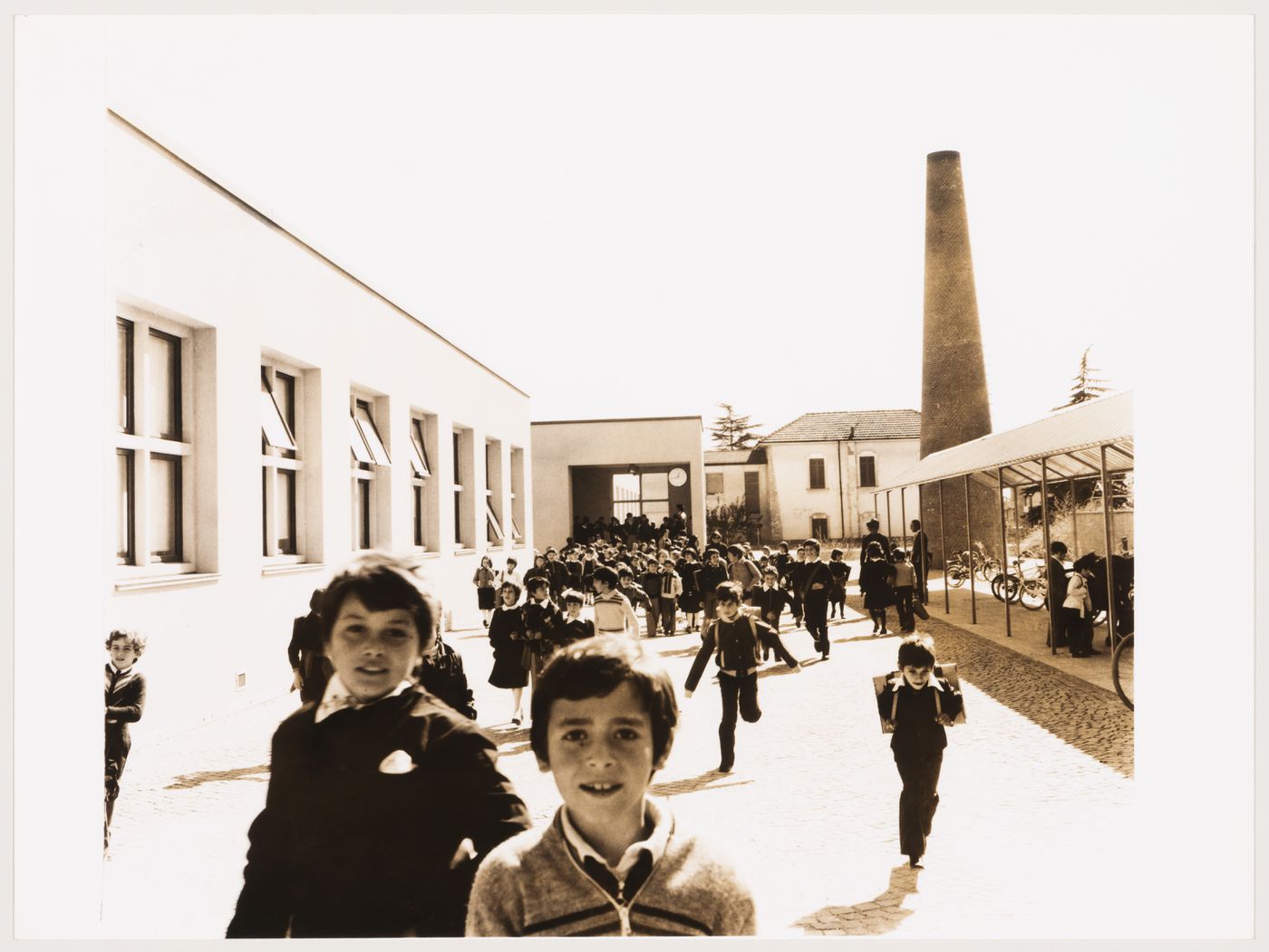 View of Scuola elementare a Fagnano Olona with children, Italy