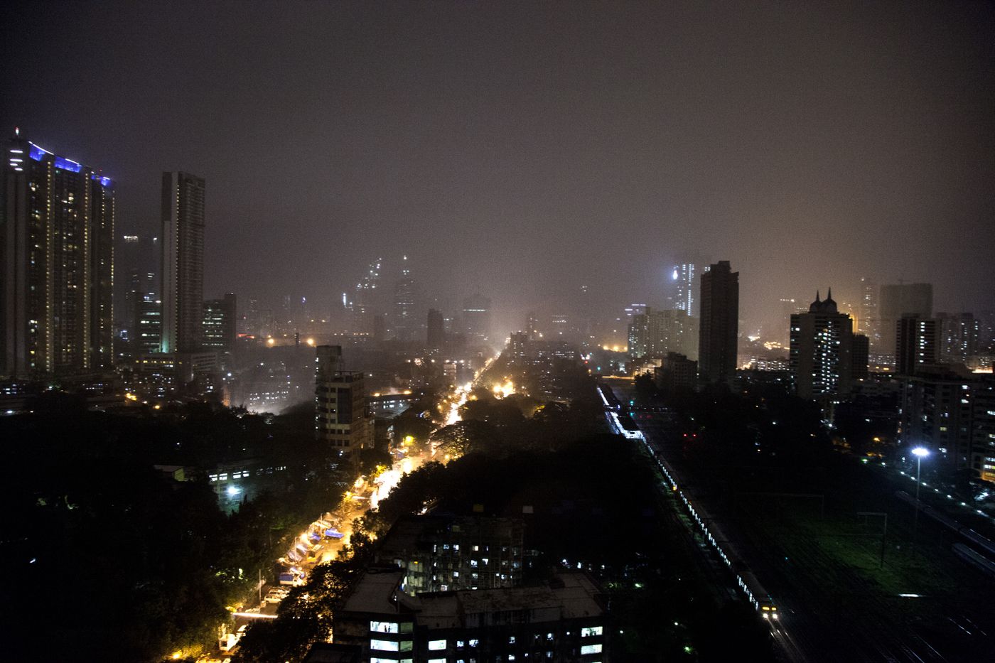 Saat Rasta : aerial view at night