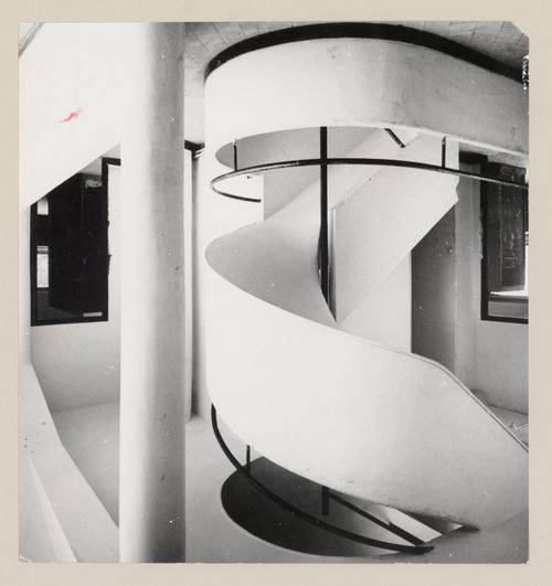 Interior view of the spiral staircase, Villa Savoye, Poissy, France