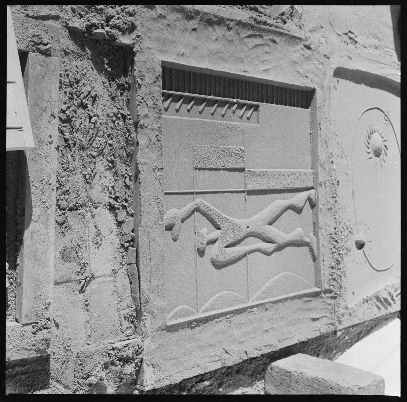 View of a bas-relief of the Modulor man sign by Le Corbusier, Chandigarh, India