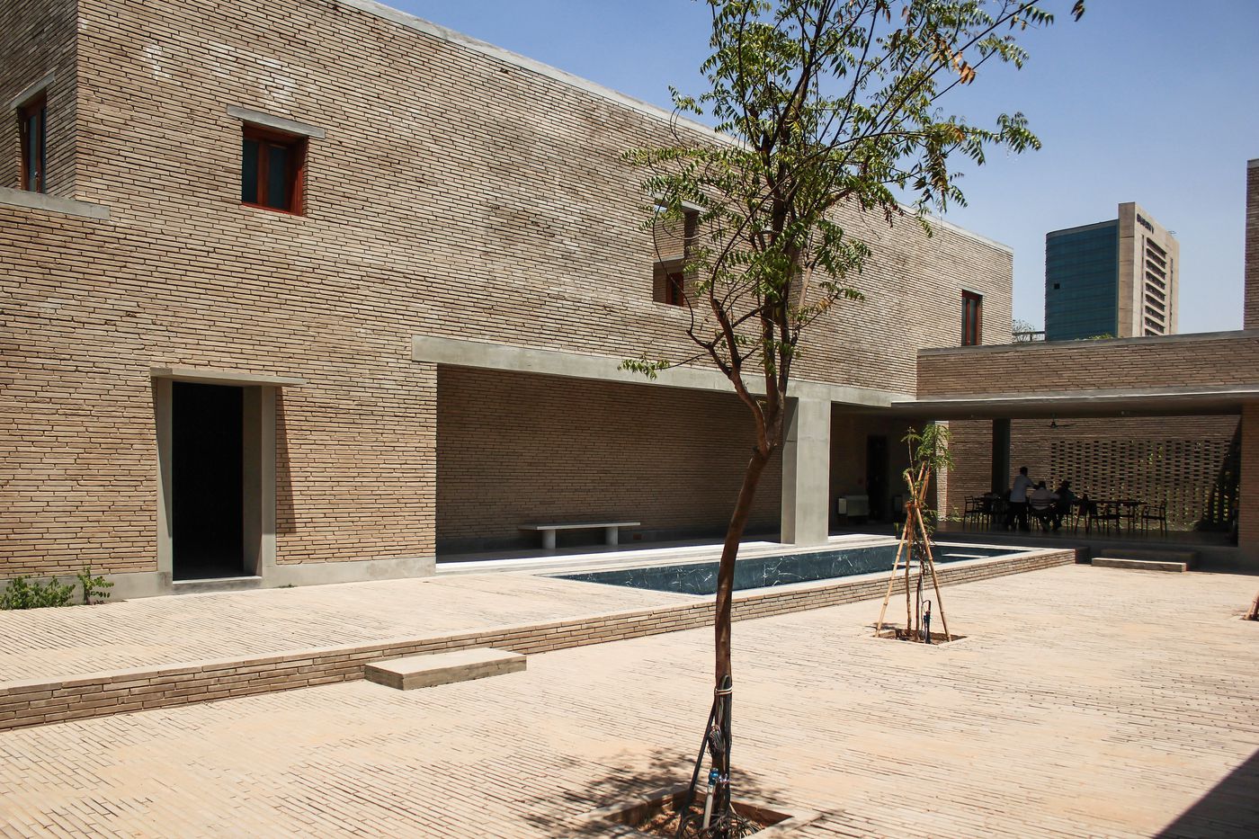 Ahmedabad House : view of central courtyard