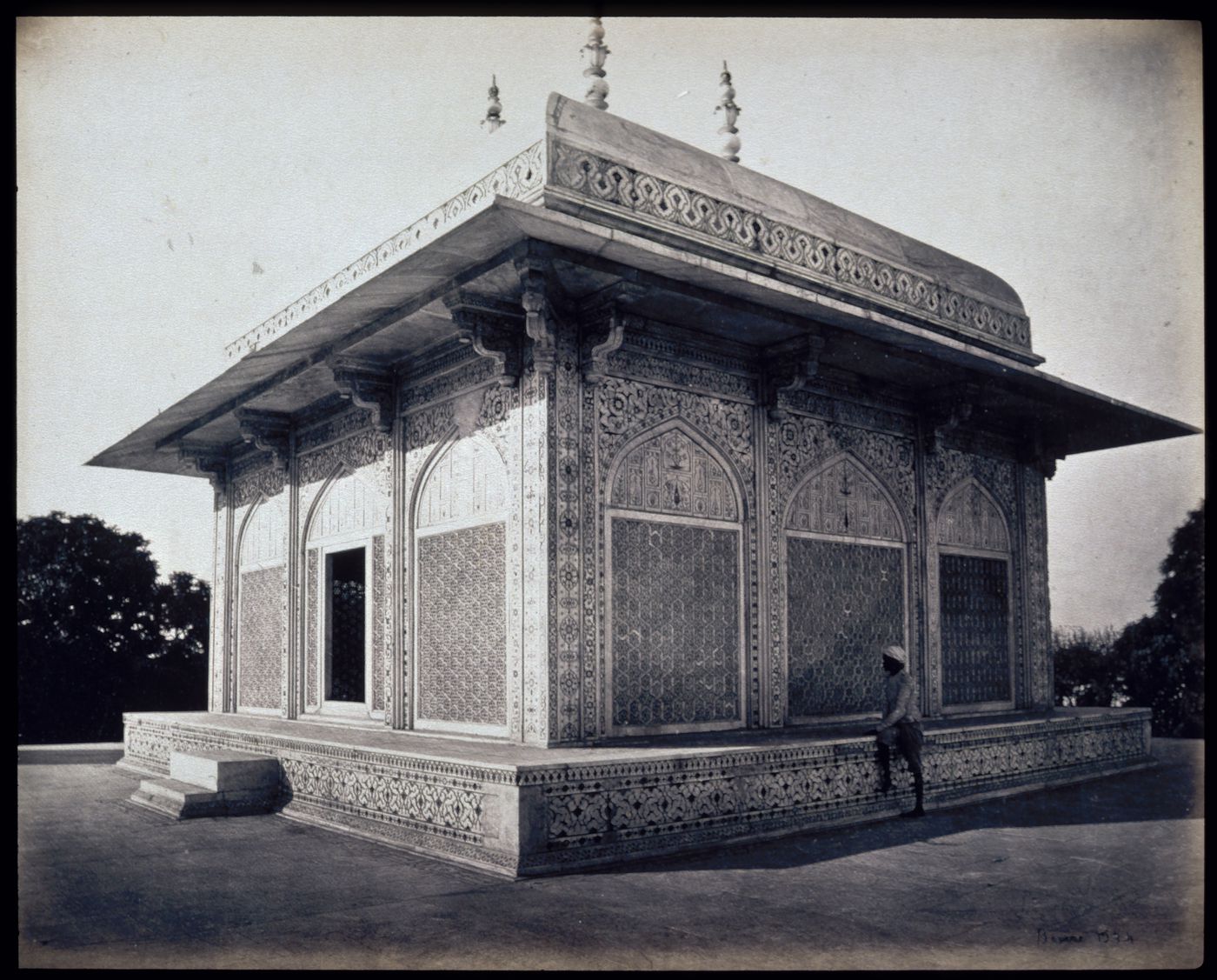 View of the cupola of the Mausoleum of Prince Itimad al Daula, Agra, India