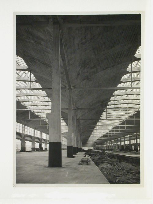 View of the freight forwarding area of the train station Paris-Austerlitz by the Société des Entreprises Limousin & Cie (procédés Freyssinet), Paris, France