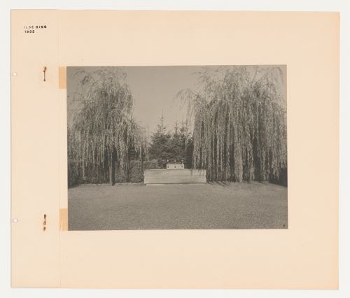 View of a structure and trees at the New Jewish Cemetery [Neuer Jüdischer Friedhof], Frankfurt am Main, Germany