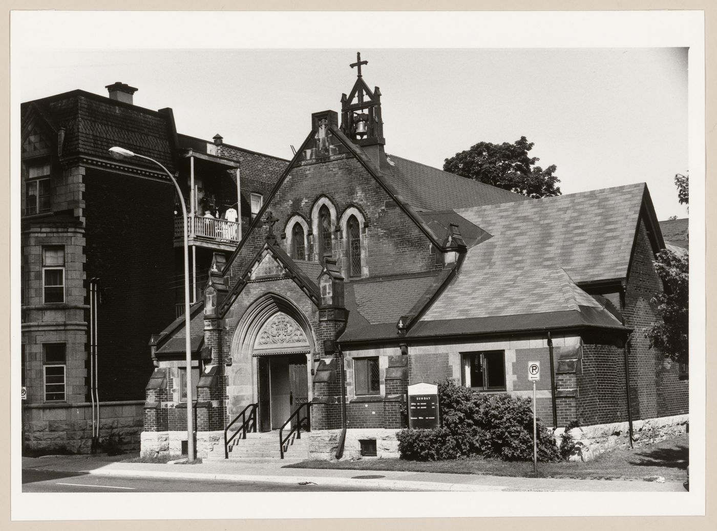 View of the principal façade of the Church of the Advent, 4119 de Maisonneuve Boulevard, Westmount, Québec