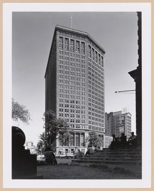 View of the principal and lateral façades of the National Bank of Detroit, Detroit, Michigan