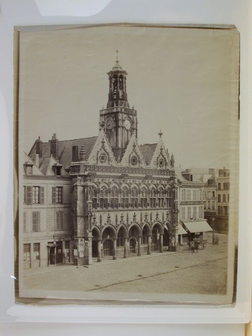 Unknown municipal building, with "Café de Paris" on the right side, Paris or Saint-Quentin, France