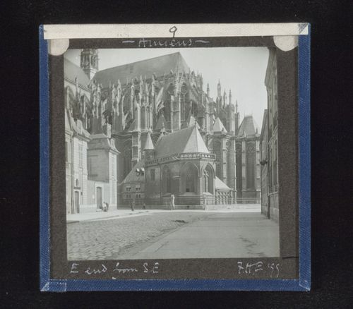 Southeast view of Cathédrale d’Amiens from street, Amiens, France