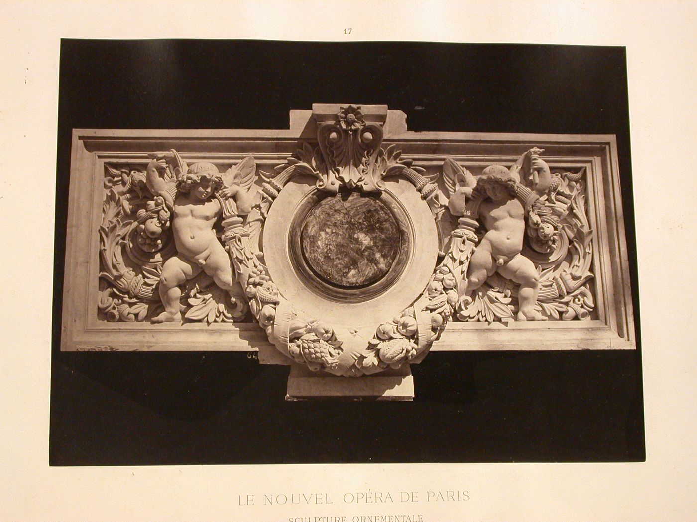 Bas-reliefs de Attique. - Façade principale