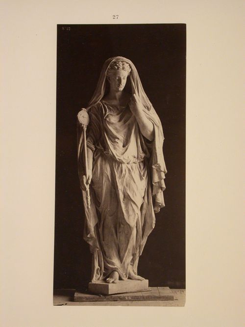 Statues dans le Grand foyer. La Modestie [de] Vilain