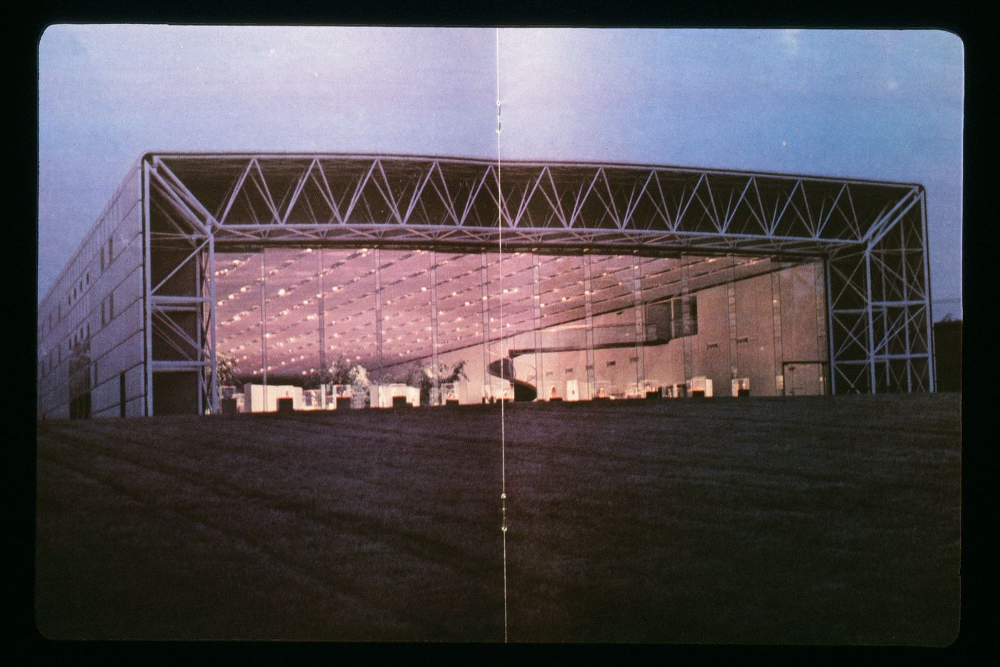Slide of a photograph of Sainsbury Centre for Visual Arts, Norwich, by Norman Foster