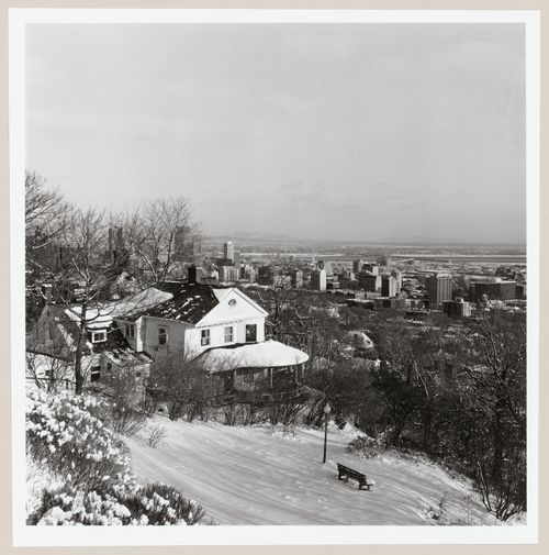 View of Sunnyside Park from the Lookout showing downtown Montréal in the background, Westmount, Québec