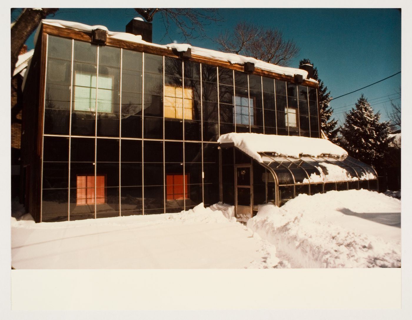 Exterior view, during winter, of Kelbaugh House in Princeton, New Jersey