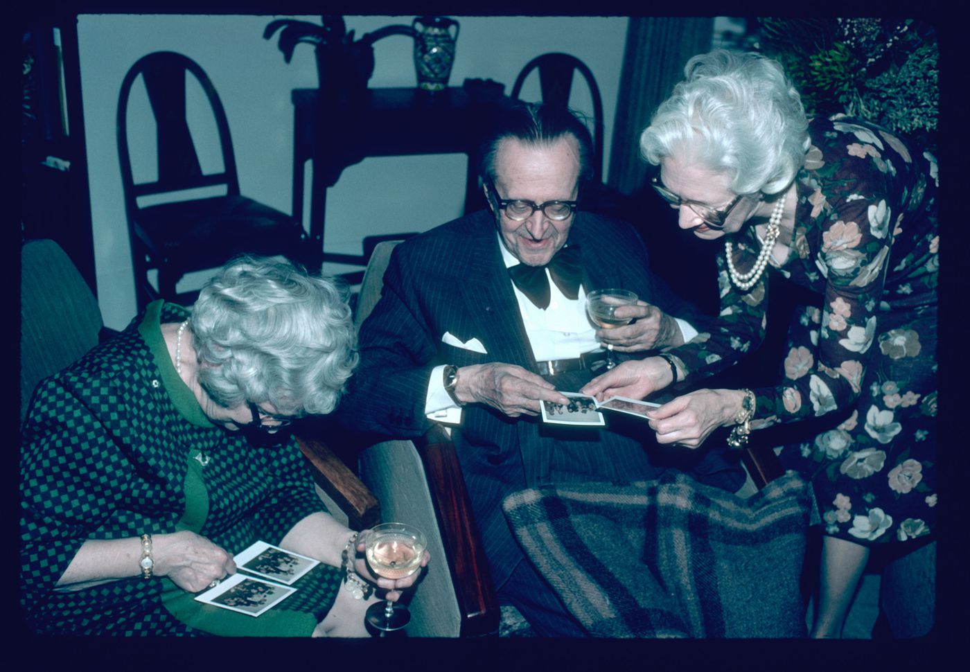 Ernest Cormier et deux femmes