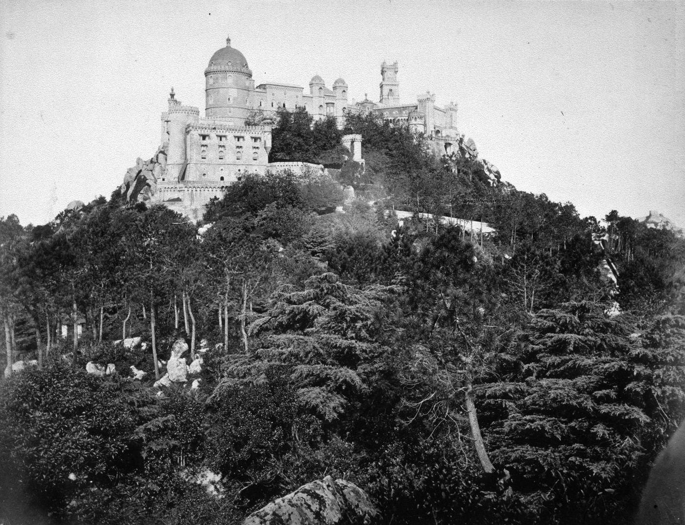 Plate from album ''Views of Italy, Monaco, Algers, Lisbonne, Gibraltar and Montserrat by various photographers''