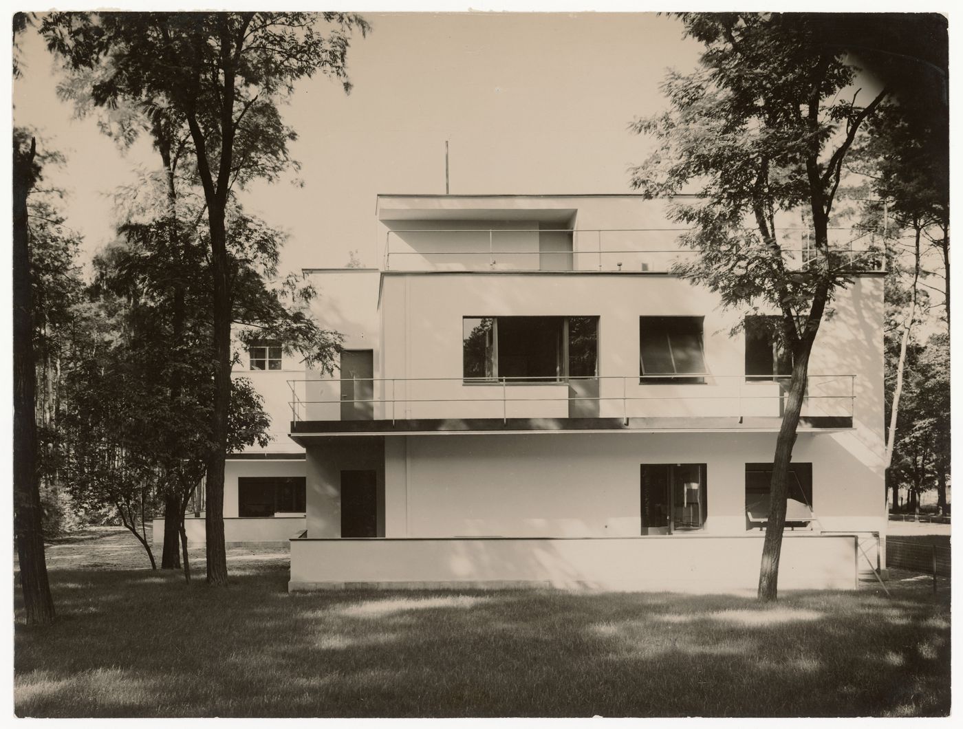 View of the east façade of Moholy-Nagy's house, Bauhaus Masters' Housing, Dessau, Germany