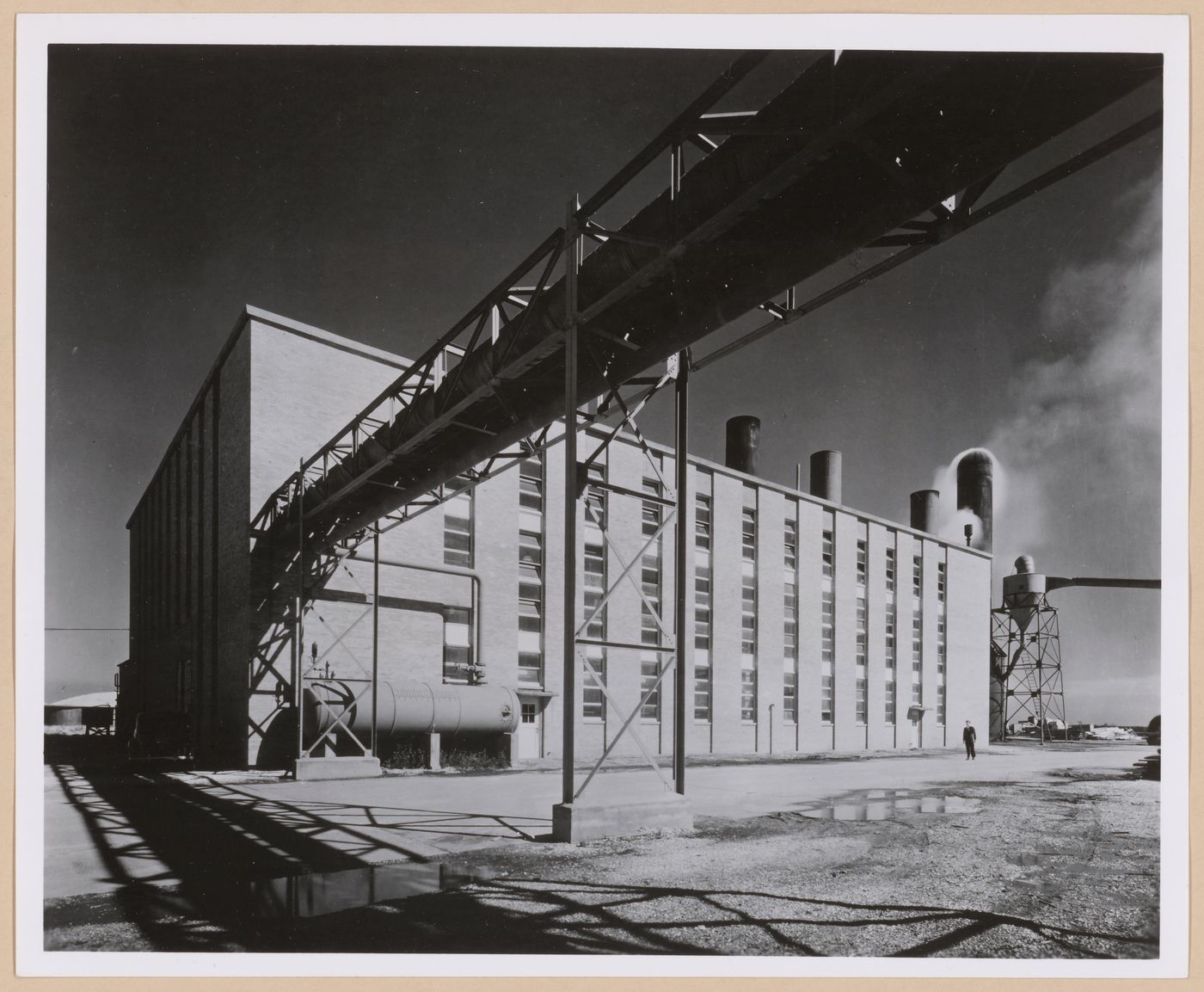 View of the principal and lateral façades of the Boiler House, Higgins Aircraft Corporation Airplant Assembly Plant, New Orleans, Louisiana
