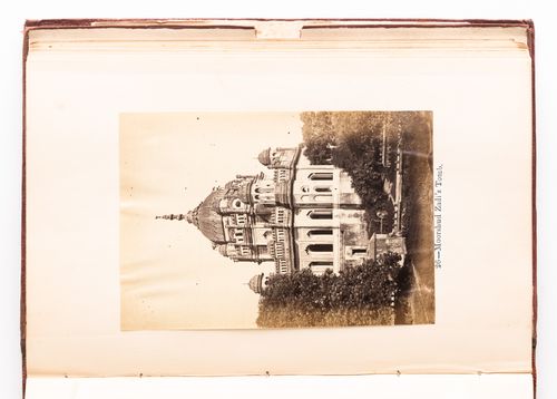 View of the Moorshed Zadi, the Tomb of Queen Khursid Zadi, Kaisarbagh [Caesar's Garden] Palace complex, Lucknow, India