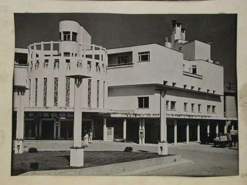 Casino de la Pergola à St-Jean-de-Luz. France. Rob. Mallet-Stevens et W. Marcel, architectes