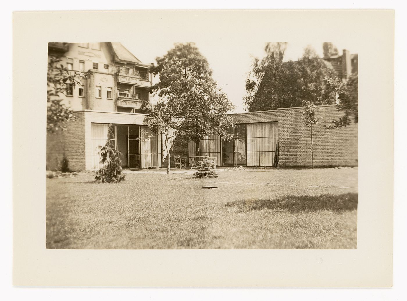 Backyard and patio of the Karl Lemke House, Berlin, Germany