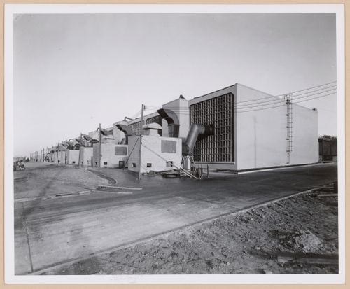 View of the principal and lateral façades of the Test Cells, Wright Aeronautical Corporation Airplane Engine Assembly Plant, Wood-Ridge, New Jersey