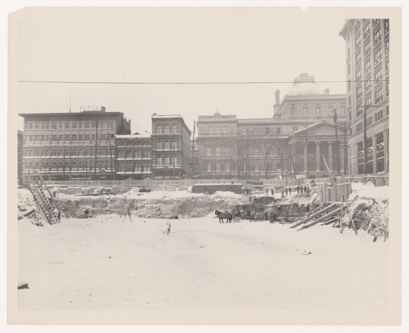 Vue du chantier de l'Annexe au Palais de Justice de Montréal, Montréal, Québec