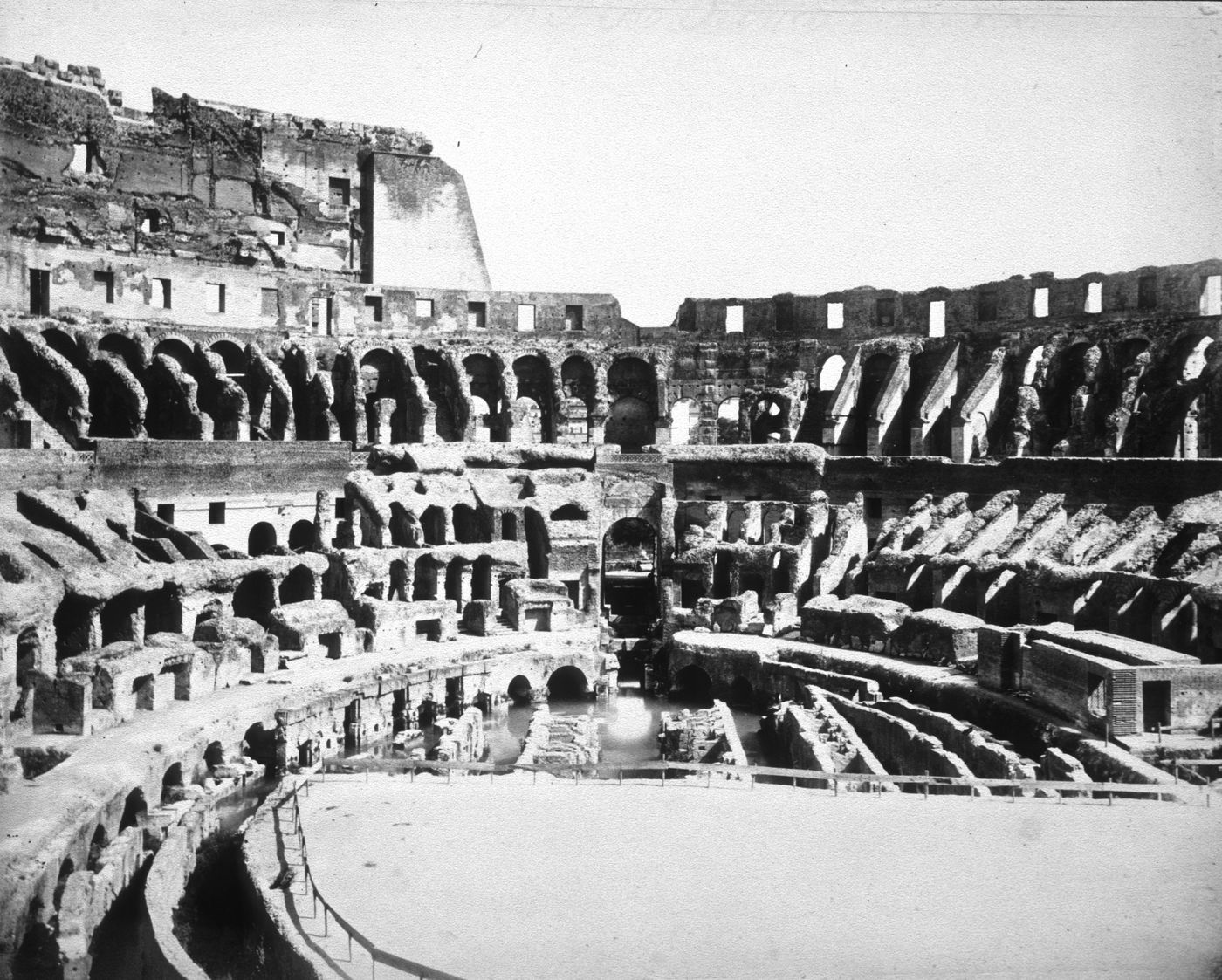 Plate from album ''Views of Italy, Monaco, Algers, Lisbonne, Gibraltar and Montserrat by various photographers''