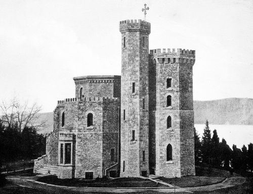 Plate from album ''Villas on the Hudson. A Collection of Photolithographs of Thirty-one Country Residences''