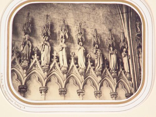 Detail, figures of the wise virgins, right wall of west porch, Freiburg im Breisgau, Germany