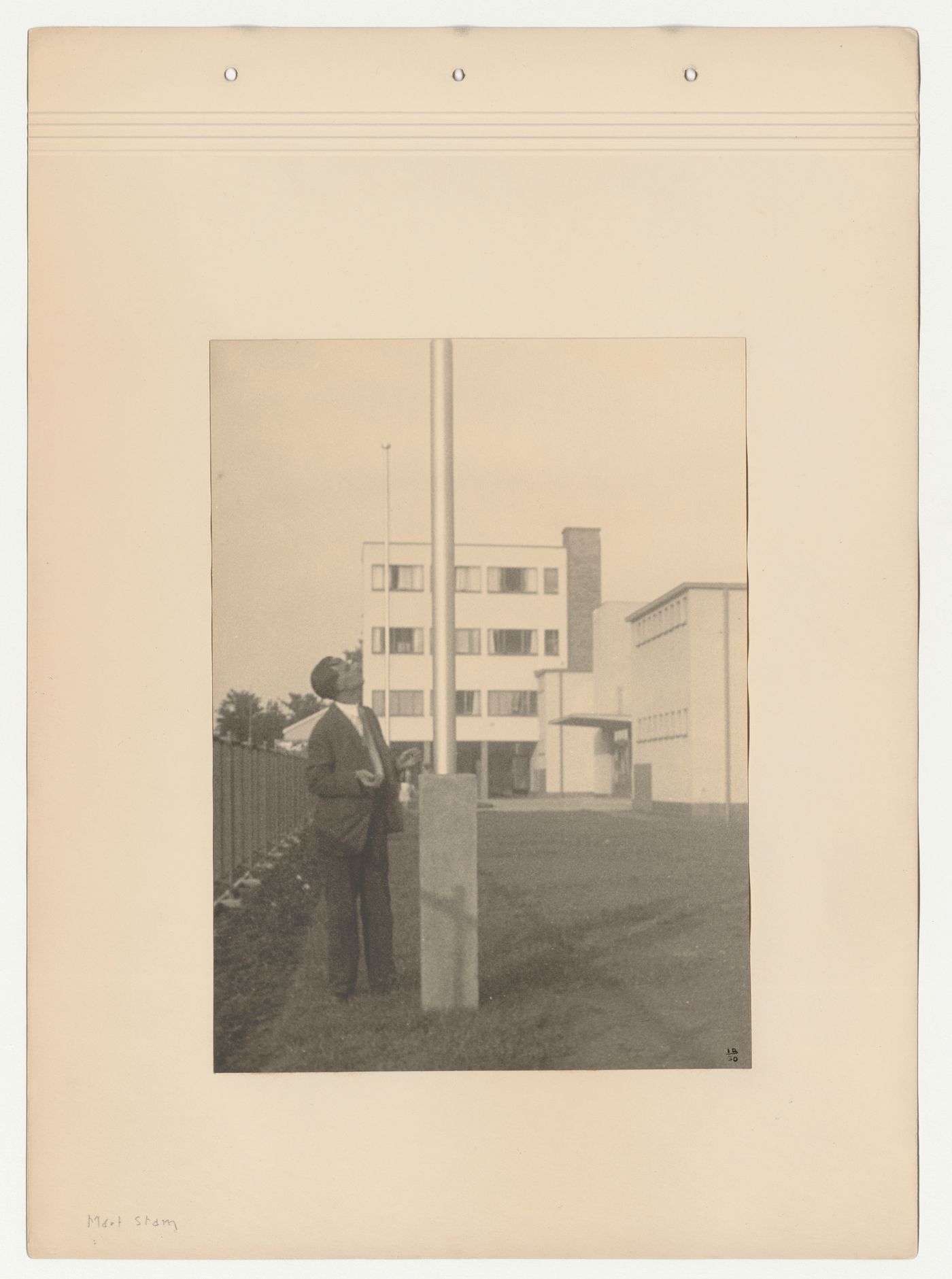 Mart Stam standing in front of the main entrance to the Budge Foundation Old People's Home, Frankfurt am Main, Germany