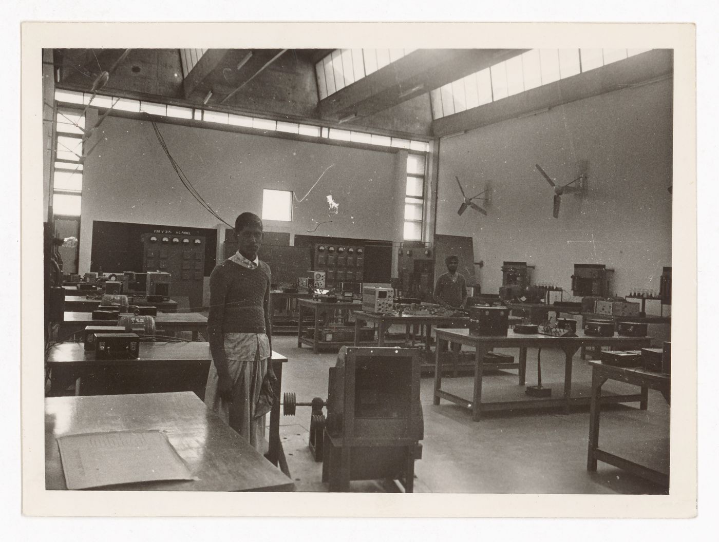 Photograph of interior and students of Punjab Agricultural University in Ludhiana, India