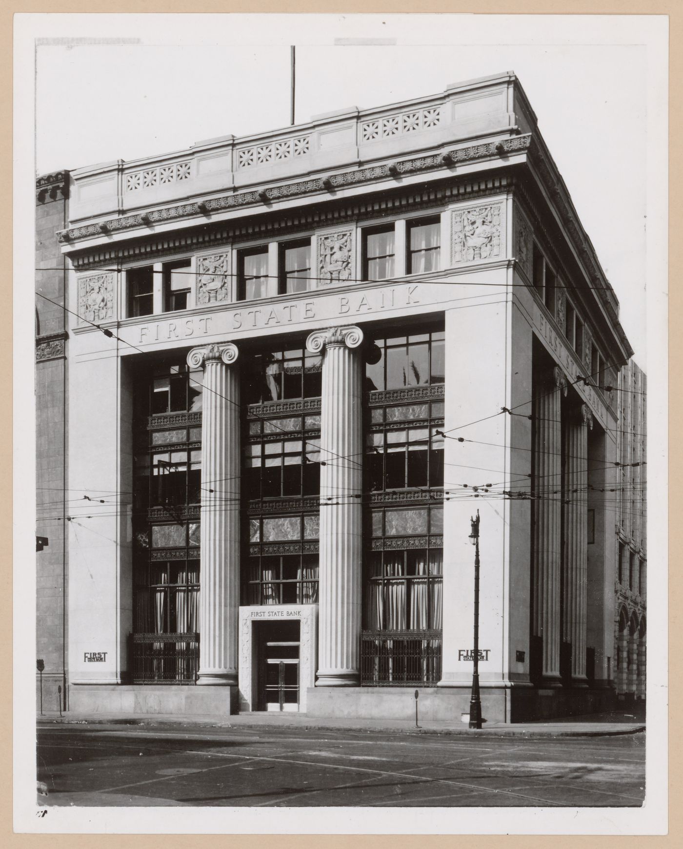 View of the principal façade of the First State Bank, Griswold and Lafayette Streets, Detroit, Michigan