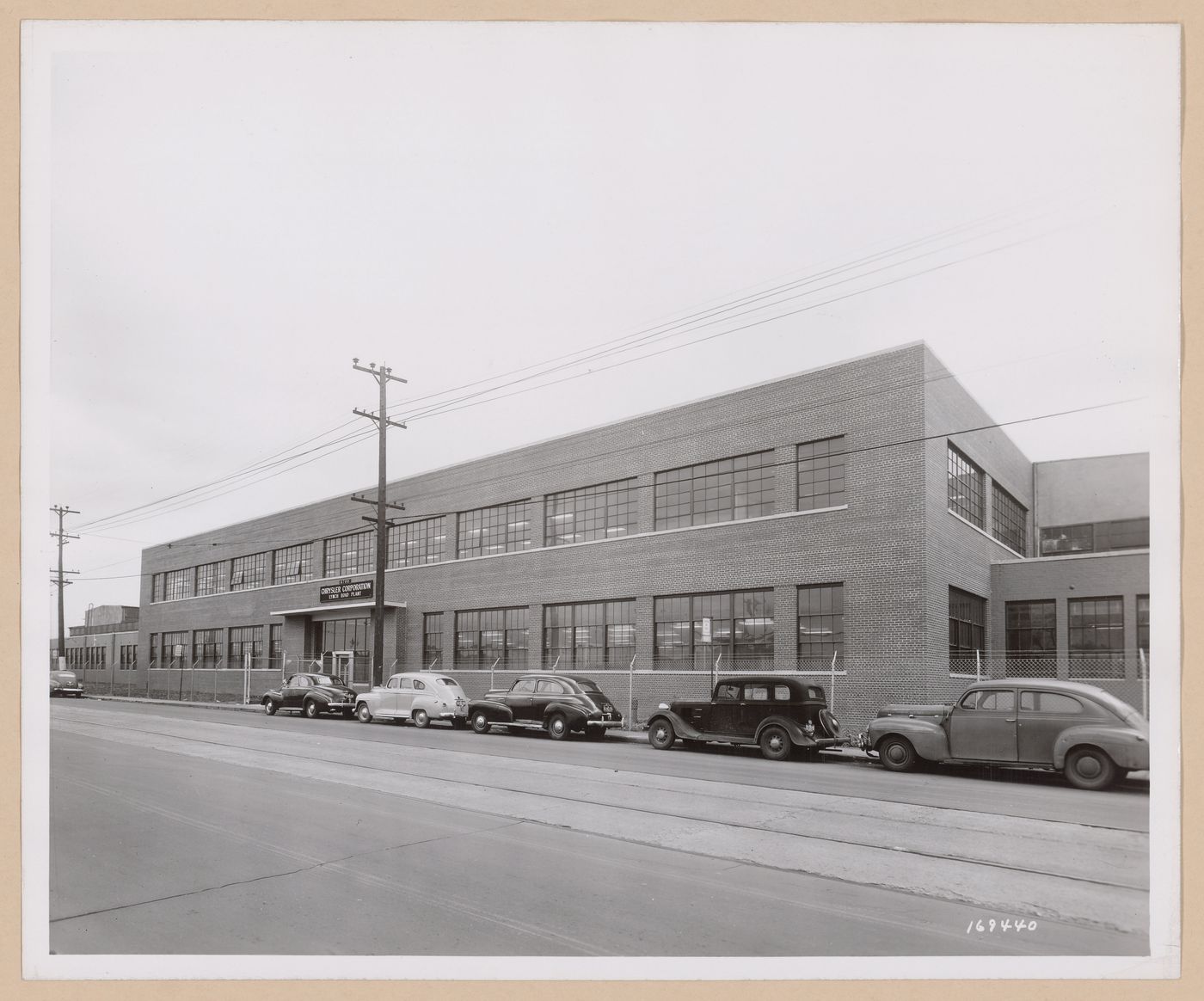 View of the principal façade of the addition to the Administration Building, Chrysler Corporation Lynch Road Plant, Detroit, Michigan