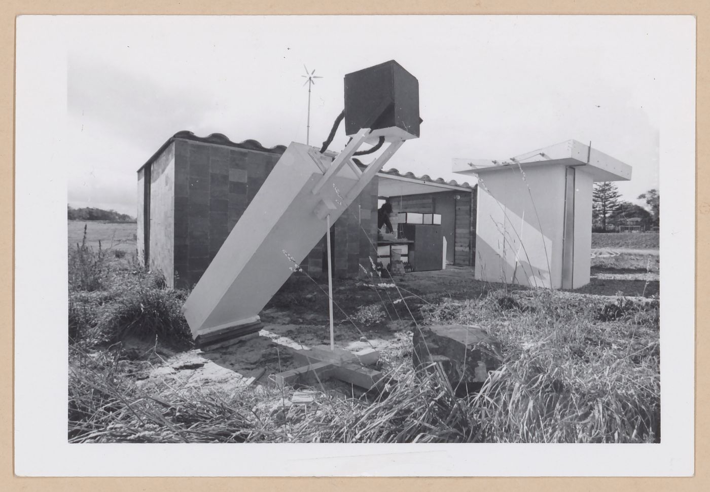 View of the solar cooker at the back of Ecol House