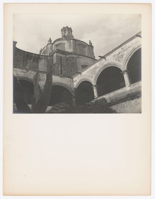 View of arcades, a dome and lantern, Convento de Huejotzingo, Huejotzingo, Mexico